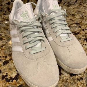 Adidas Gazelle Sneakers